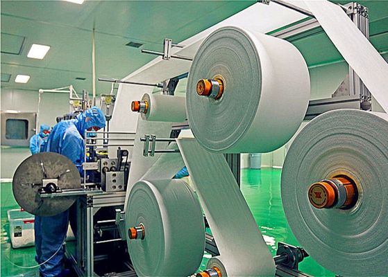 Κίνα Χαμηλού θορύβου χειρουργικές μηχανή μασκών προσώπου/γραμμή παραγωγής 220V μασκών προσώπου προμηθευτής